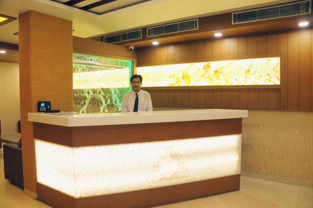 Hotel Shivoy Grand Varanasi Eksteriør bilde