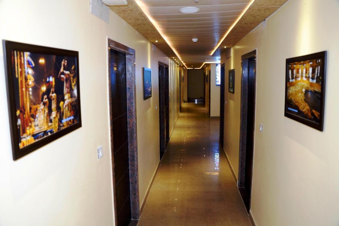 Hotel Shivoy Grand Varanasi Eksteriør bilde