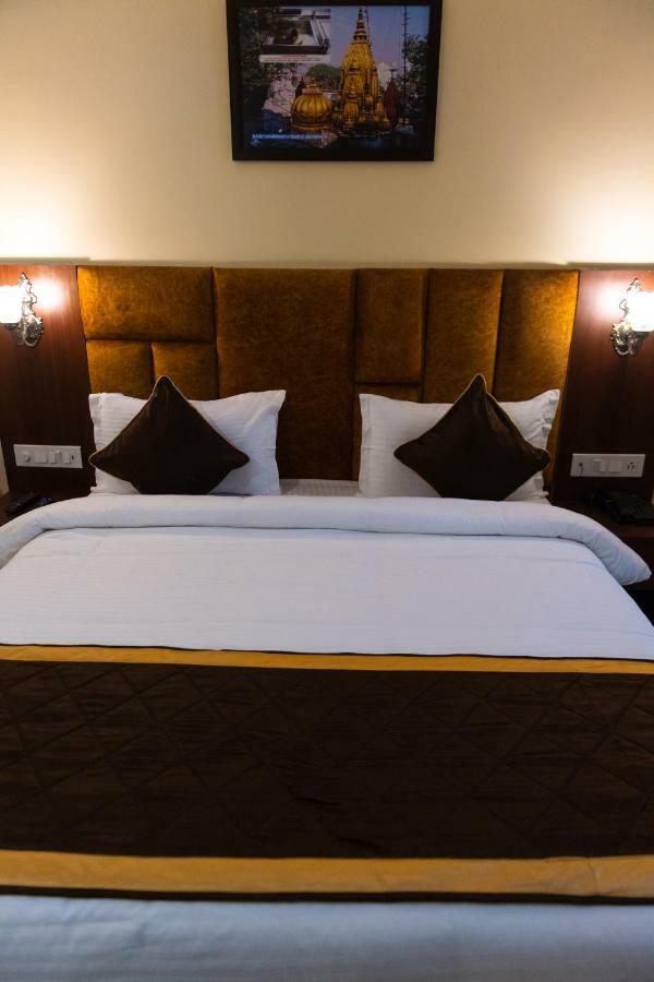 Hotel Shivoy Grand Varanasi Eksteriør bilde