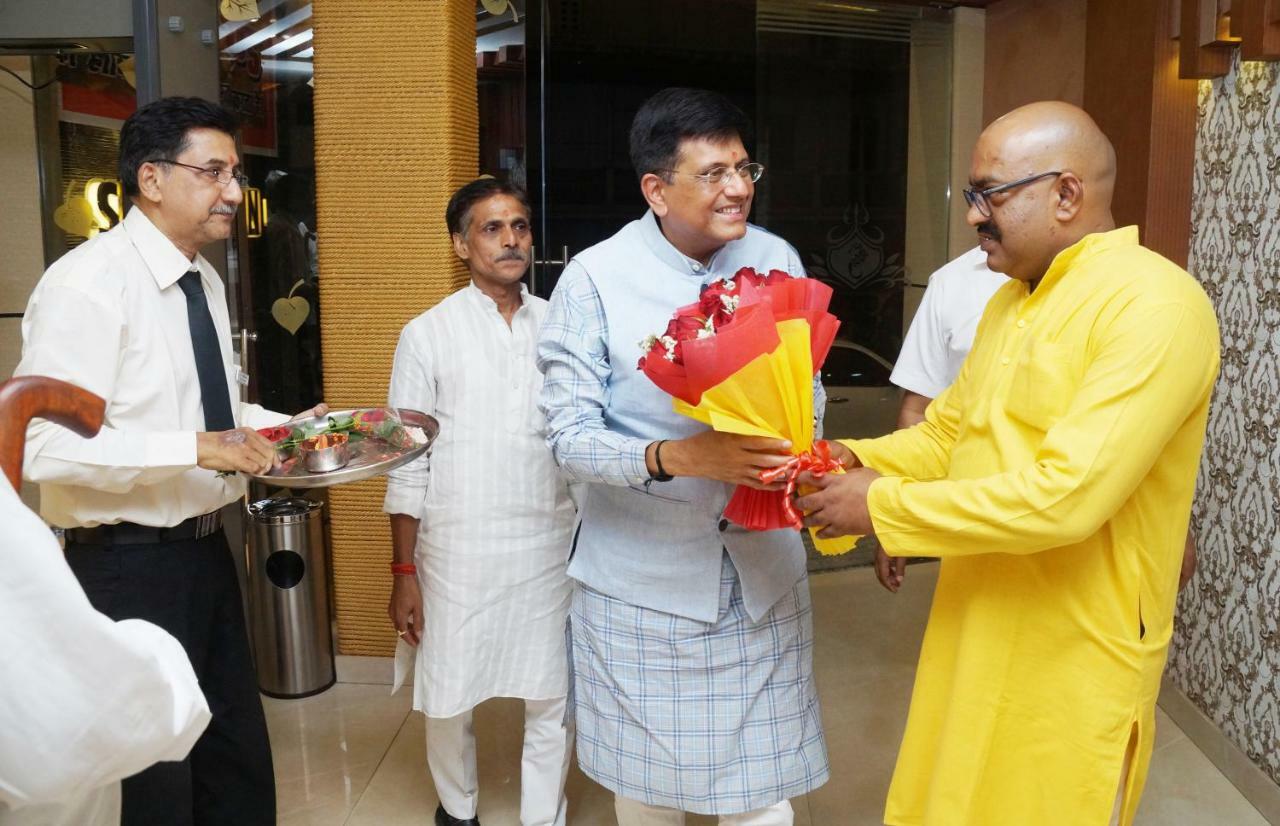 Hotel Shivoy Grand Varanasi Eksteriør bilde